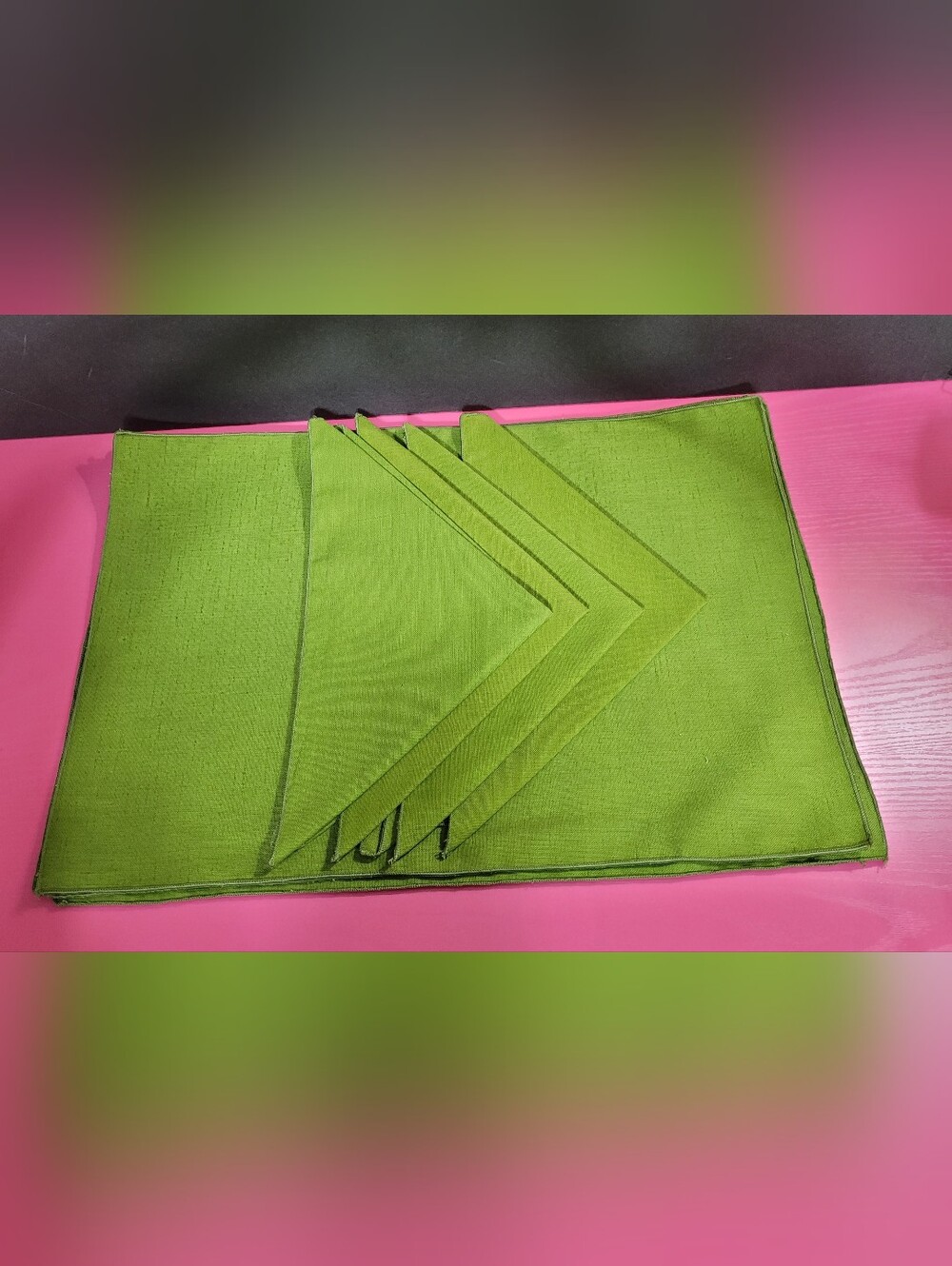 Vintage Avocado Green Napkins And Placemats Four Place Setting (1748)